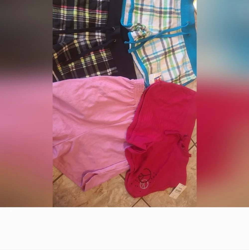 Lot of junior shorts - Picture 4 of 6